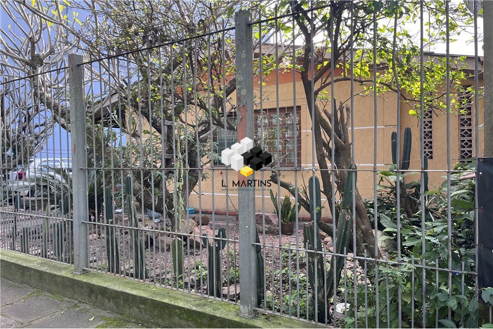 Casa de 2 quartos, 276m² no bairro Sarandi, em Porto Alegre | Eu Corretor
