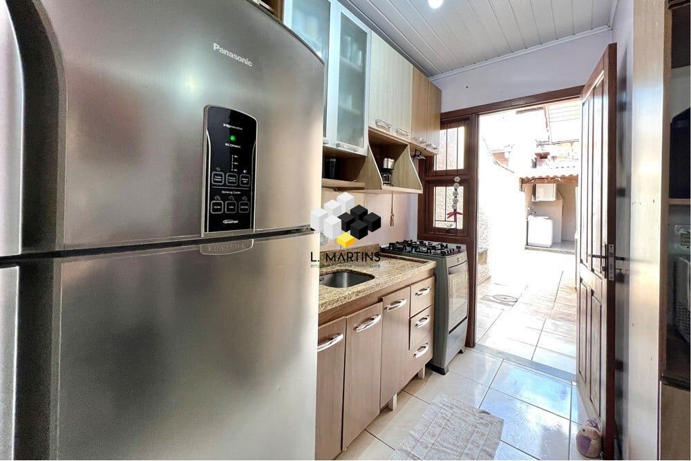 Casa à venda com 2 quartos, 56m² - Foto 23