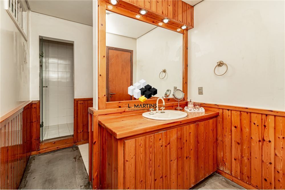 Casa de 6 quartos, 390m² no bairro Boa Vista, em Porto Alegre | Eu Corretor