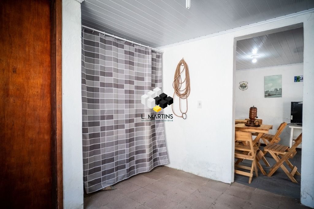 Casa à venda com 4 quartos, 200m² - Foto 22