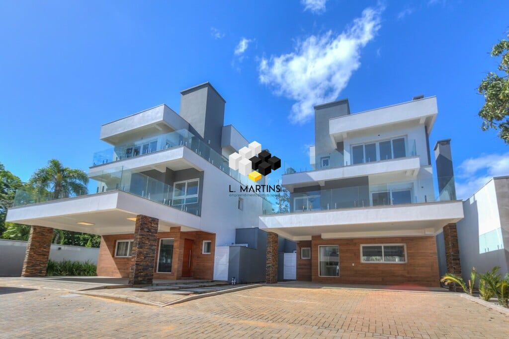 Casa em condomínio à venda  no Ipanema - Porto Alegre, RS. Imóveis