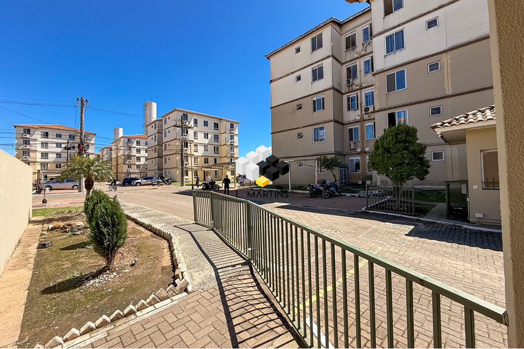 Apartamento à venda com 2 quartos, 41m² - Foto 2
