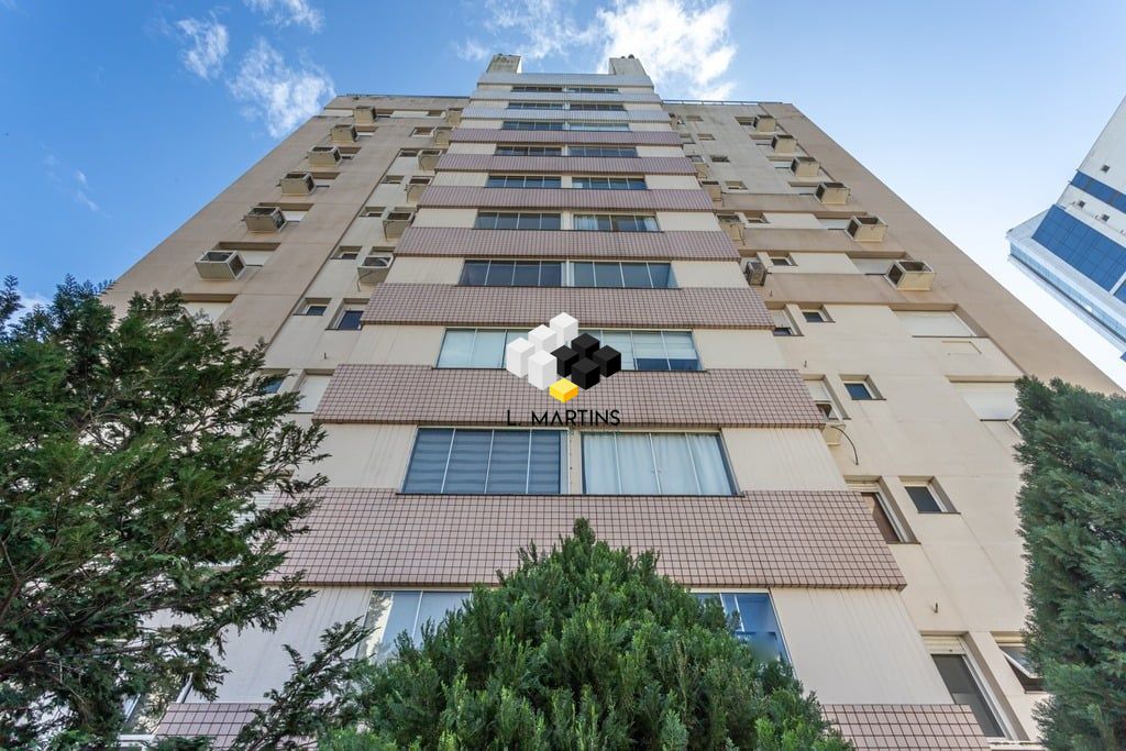Cobertura de 3 quartos, 240m² no bairro Chácara das Pedras, em Porto Alegre | Eu Corretor