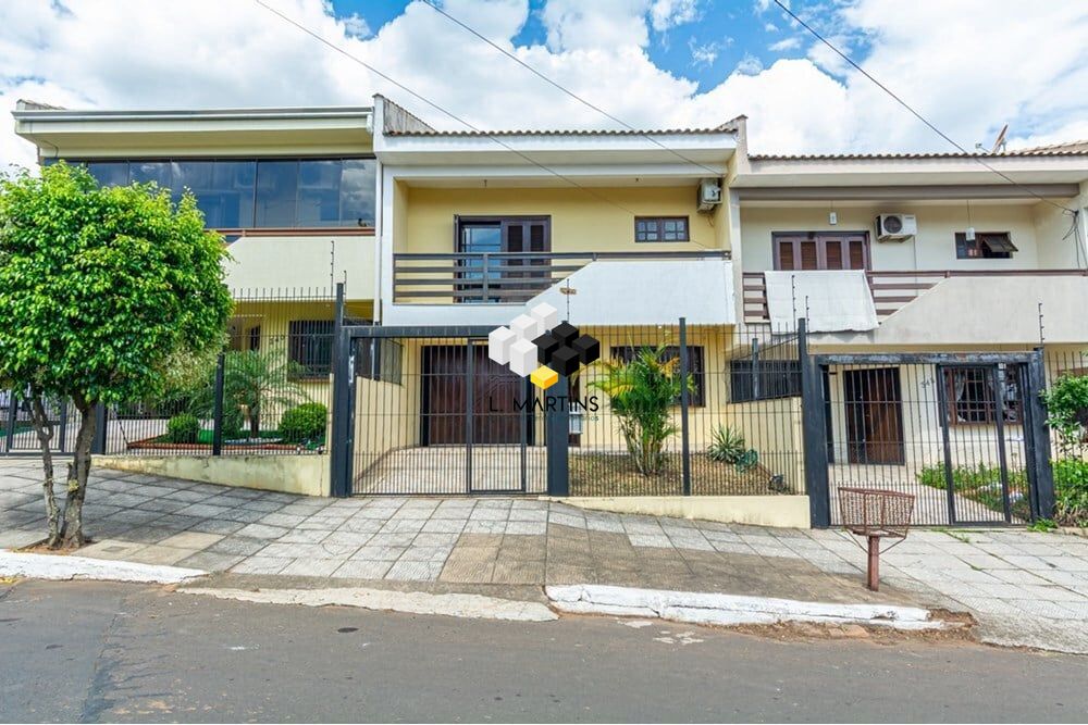 Casa de 3 quartos, 180m² no bairro Nossa Senhora das Graças, em Canoas | Eu Corretor