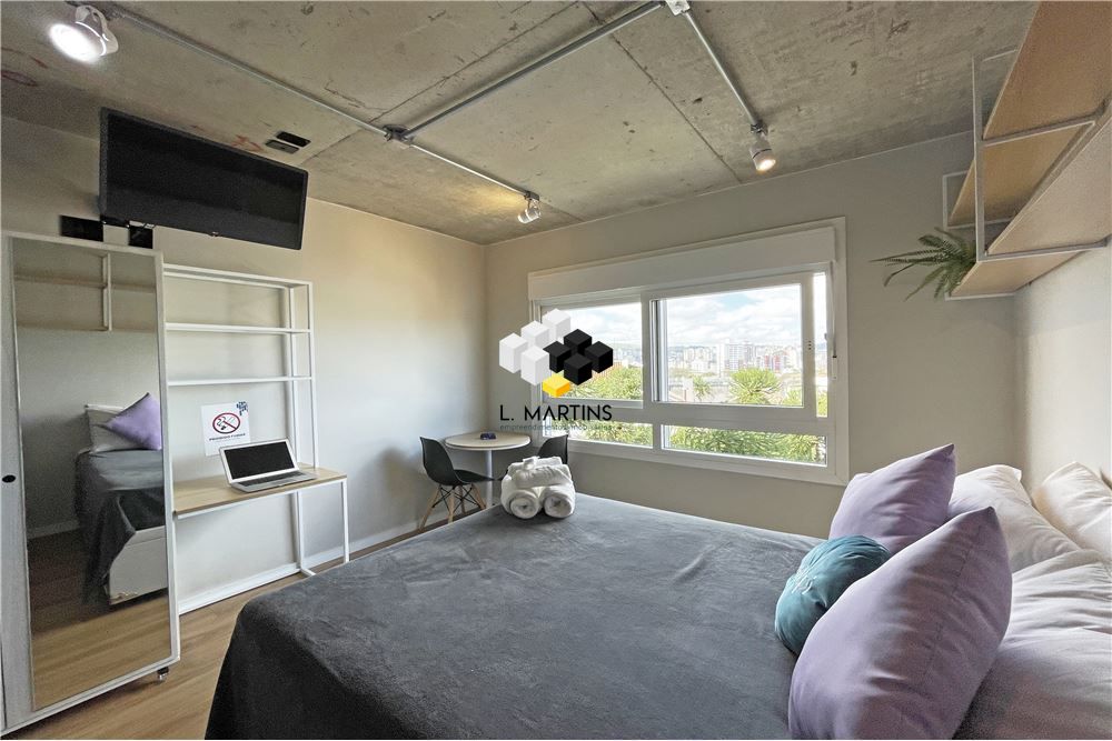 Residencial / Estúdio à venda  no Santa Cecília - Porto Alegre, RS. Imóveis