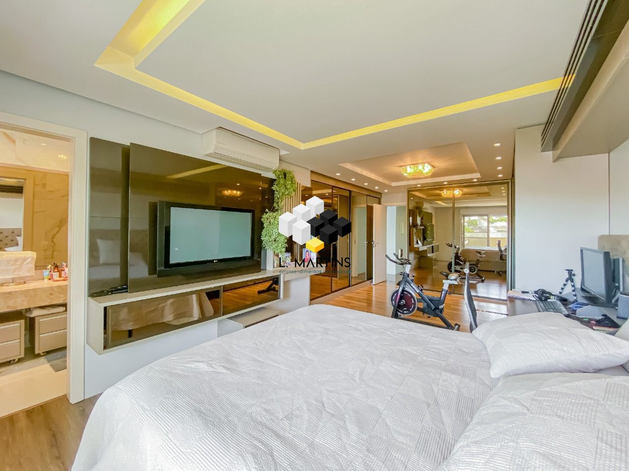 Casa à venda com 4 quartos, 352m² - Foto 30