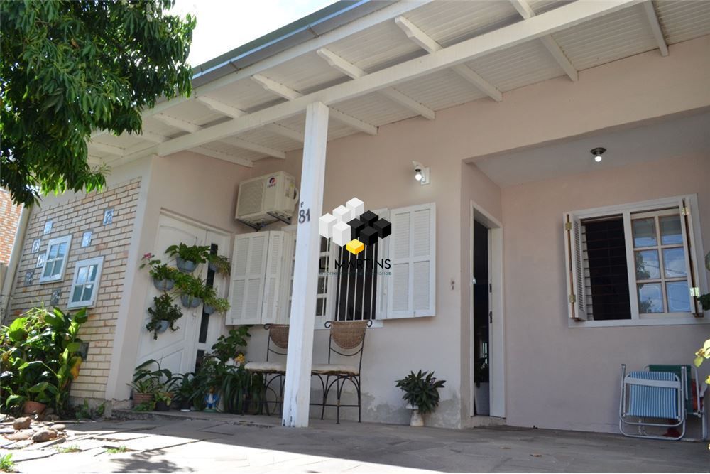 Casa à venda  no Harmonia - Canoas, RS. Imóveis