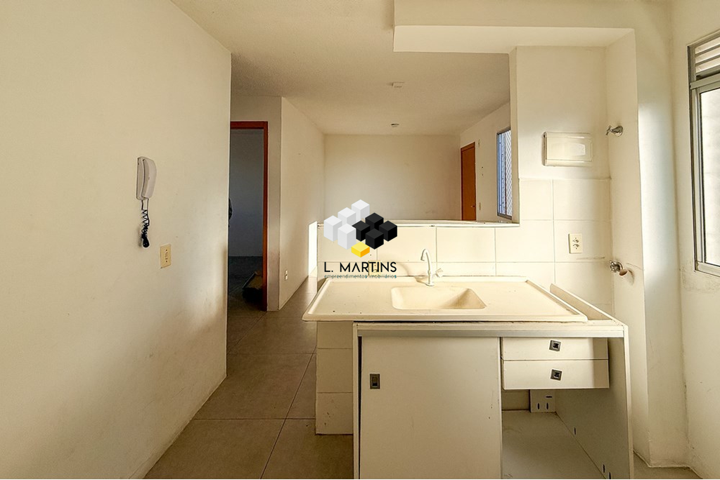 Apartamento à venda com 2 quartos, 42m² - Foto 13
