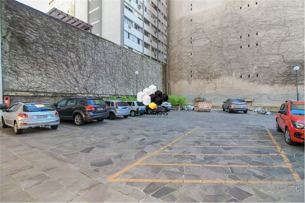 img120373156