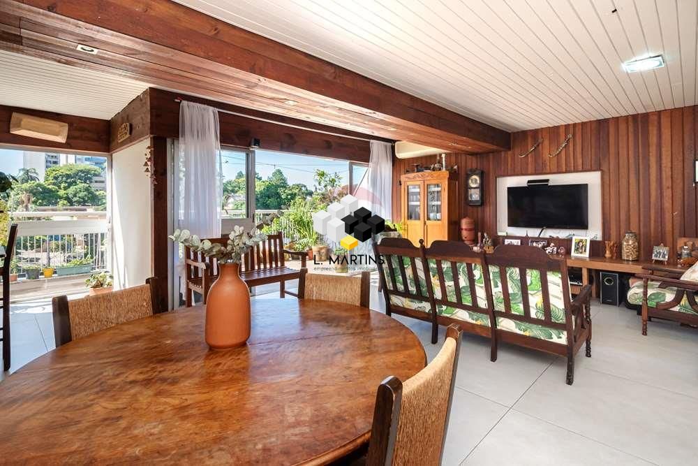 Apartamento à venda com 3 quartos, 237m² - Foto 3