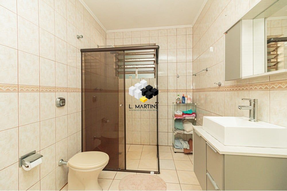 img187935472