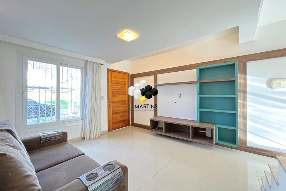 Casa à venda  no Guarujá - Porto Alegre, RS. Imóveis