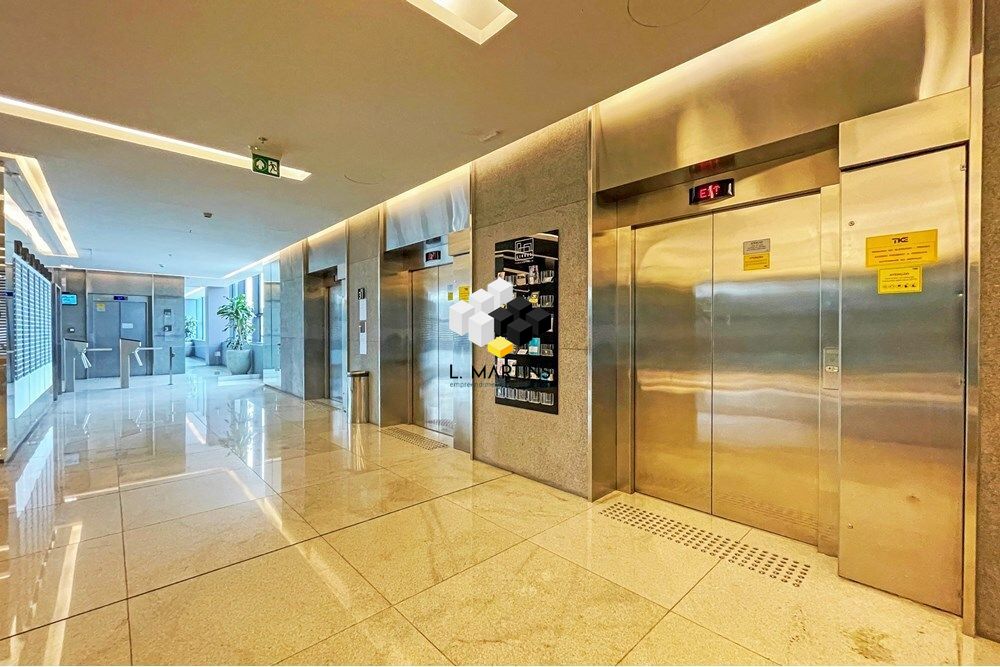 Sala Comercial de 12m² no bairro Teresópolis, em Porto Alegre | Eu Corretor
