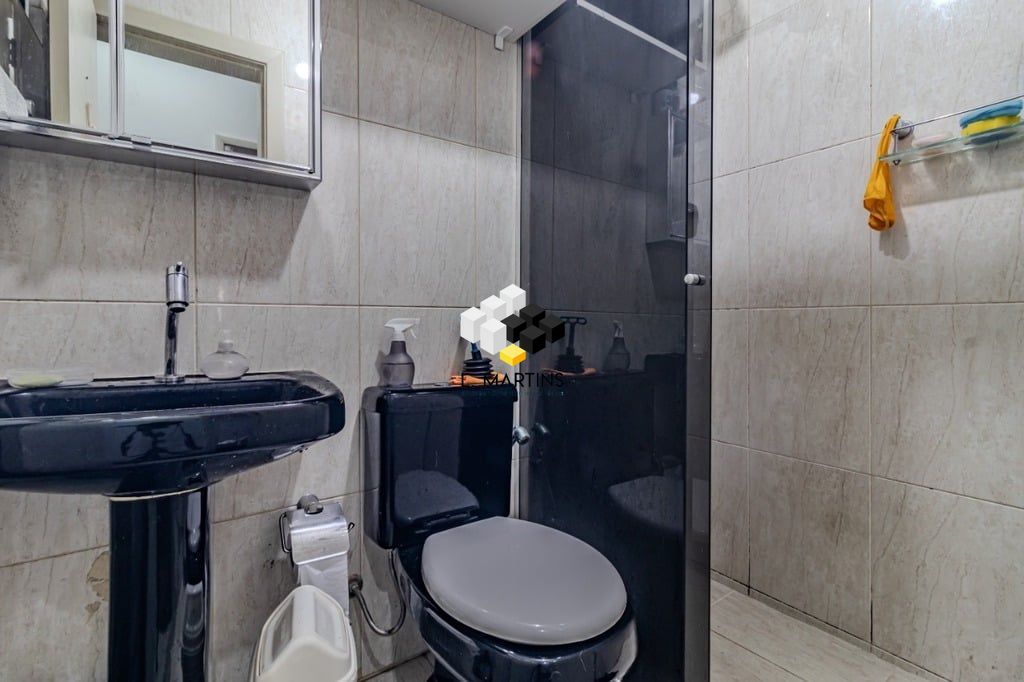 img165600070