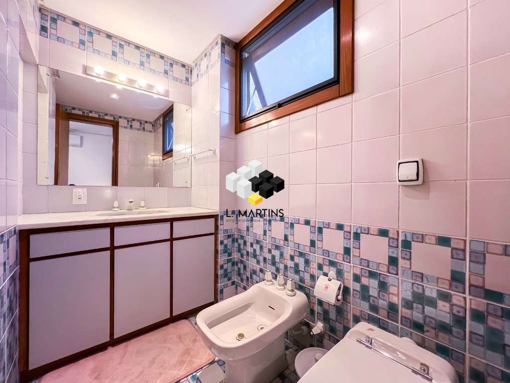 Apartamento de 4 quartos, 278m² no bairro Moinhos de Vento, em Porto Alegre | Eu Corretor