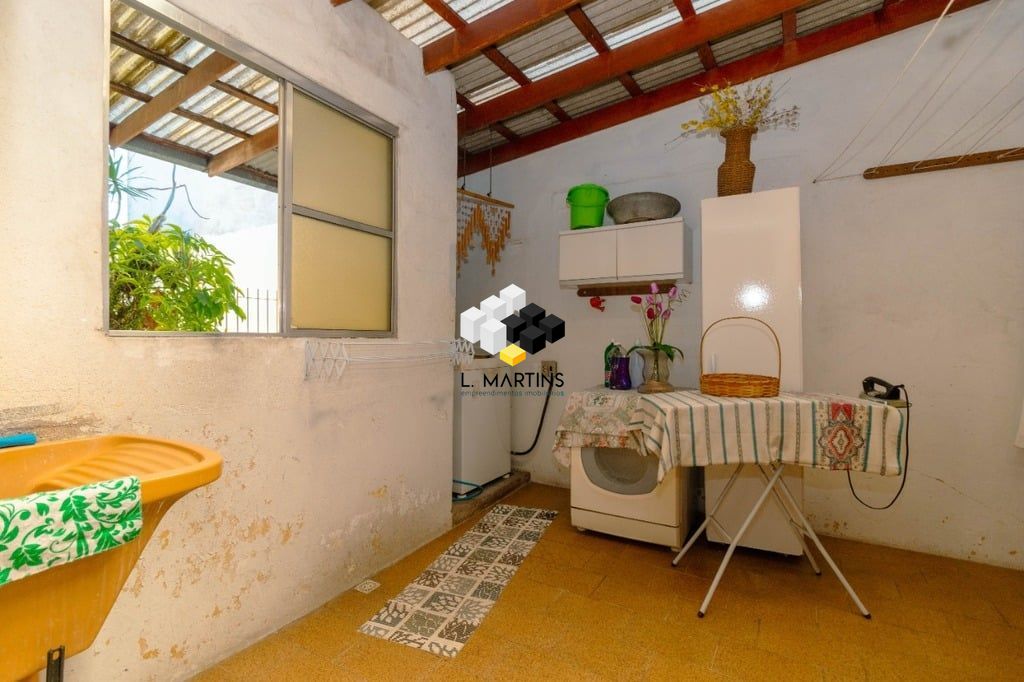 Casa à venda com 3 quartos, 130m² - Foto 14