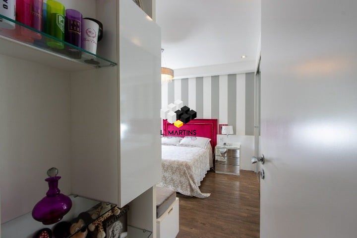 img176296094