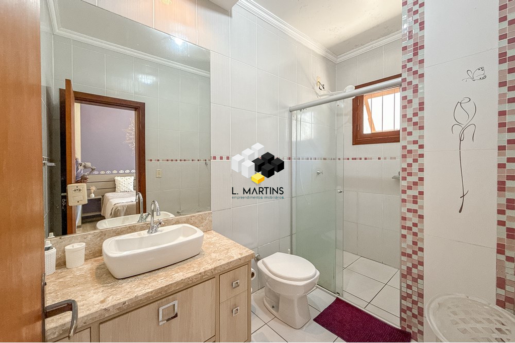 Casa, 3 quartos, 210 m² - Foto 3