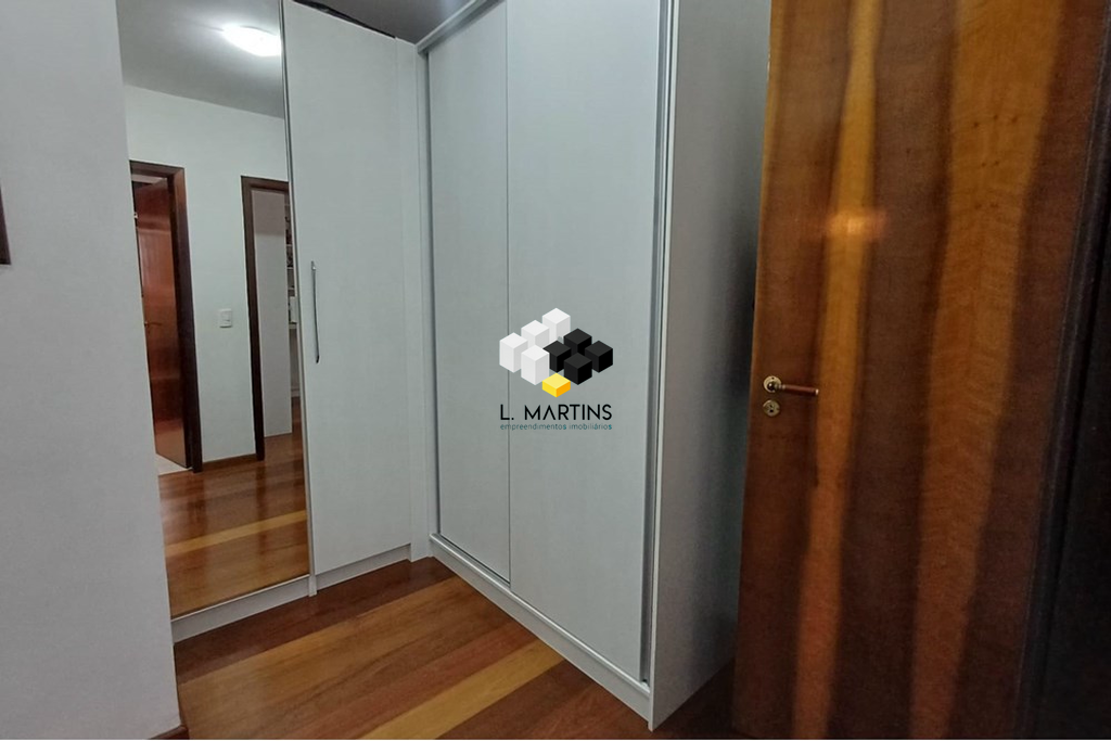 Casa de 3 quartos, 318m² no bairro Jardim do Salso, em Porto Alegre | Eu Corretor