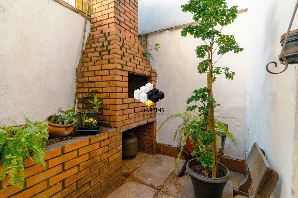 Casa à venda com 3 quartos, 130m² - Foto 35
