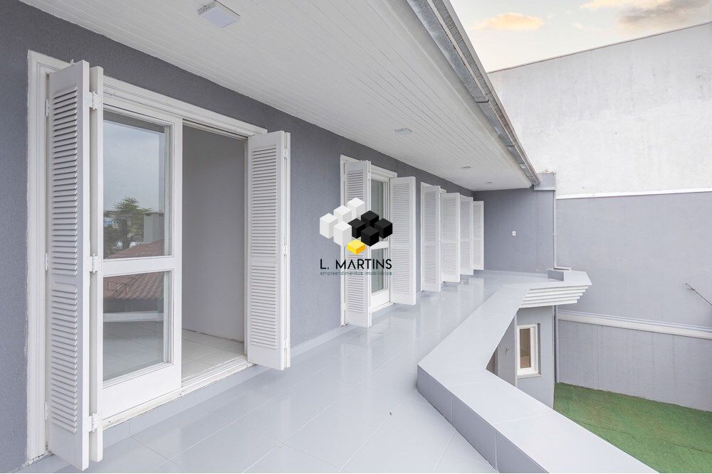Casa de 4 quartos, 378m² no bairro Centro, em Canoas | Eu Corretor