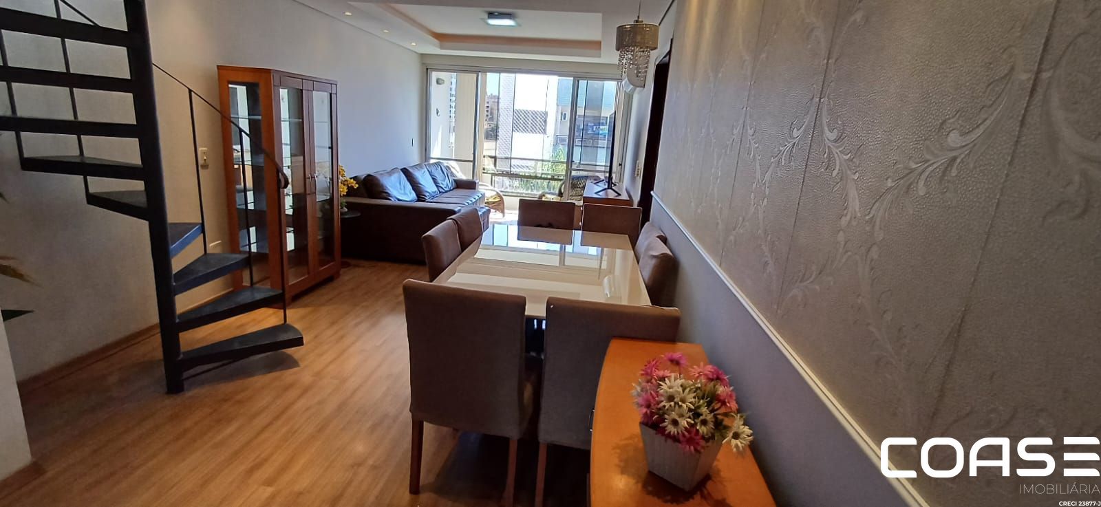 Cobertura duplex a venda com 3 dormitórios, suíte, terraço