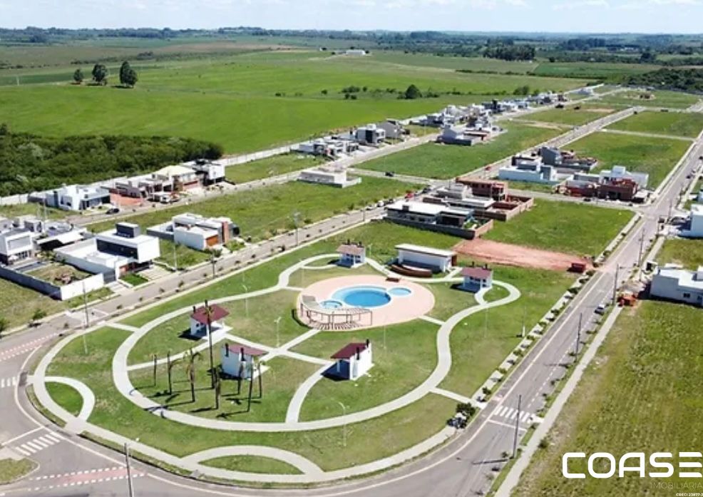 Terreno para venda em condomínio fechado