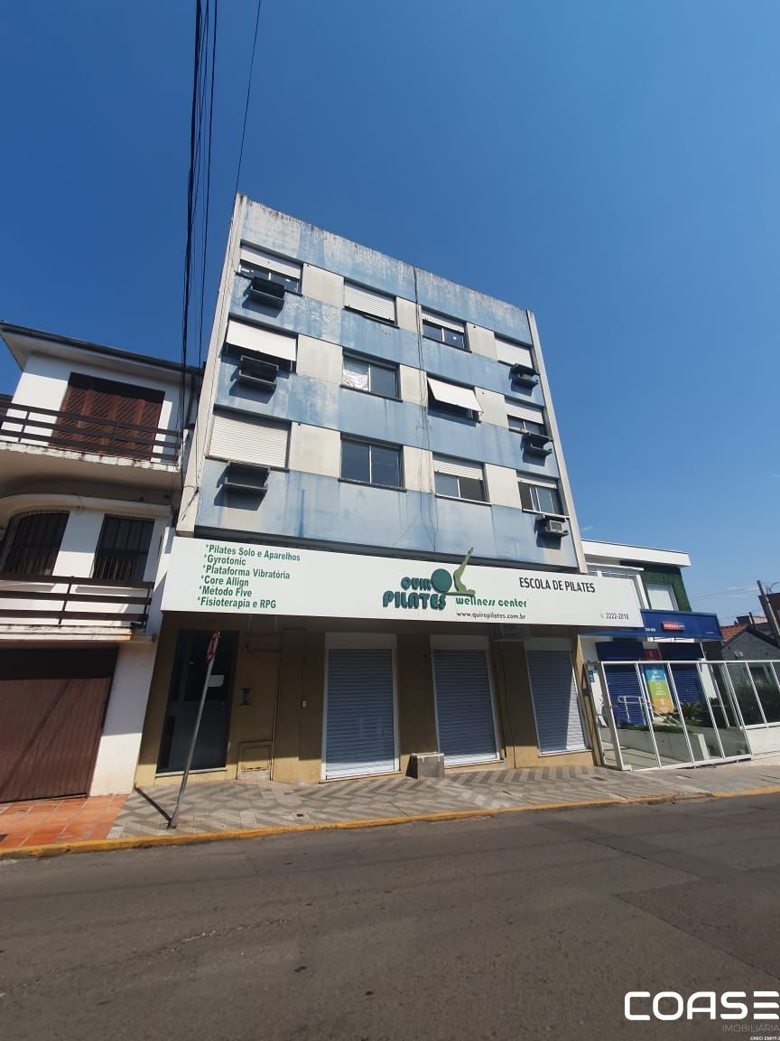 Apartamento 01 quarto para venda no centro de Santa Maria ed Baviera