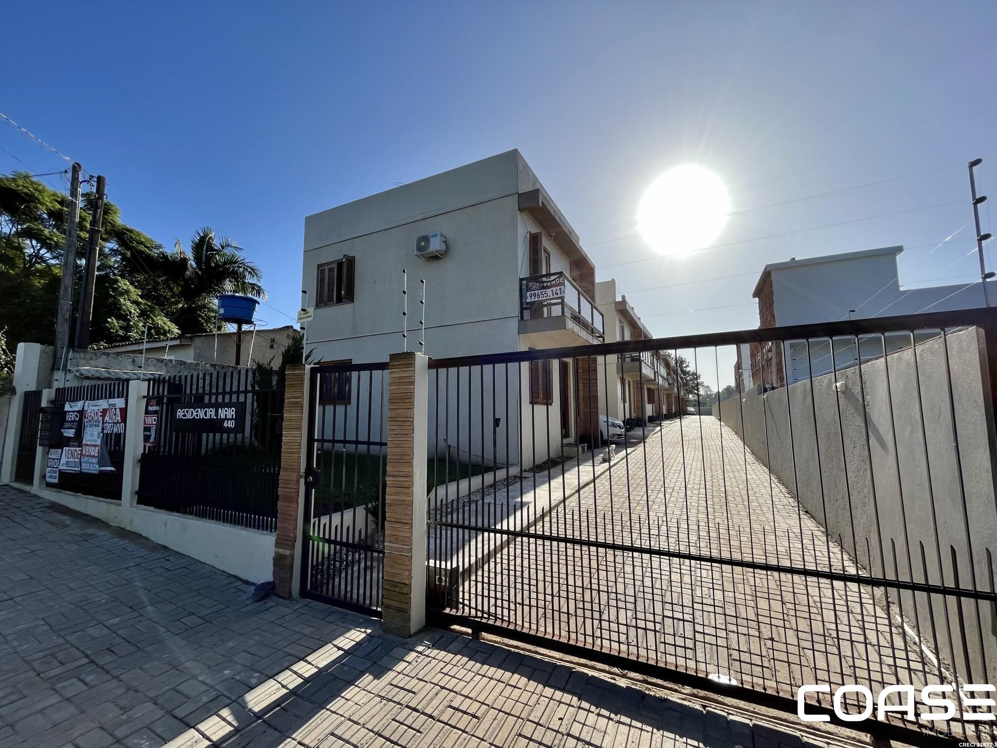 Casa para venda de 02 dormitórios em condomínio fechado Residencial Nair