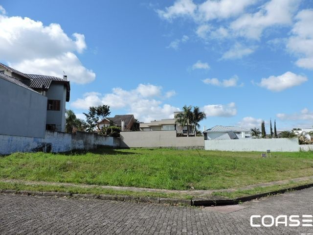 Terreno de 1020m2 para venda no Cond Sociedade de Medicina