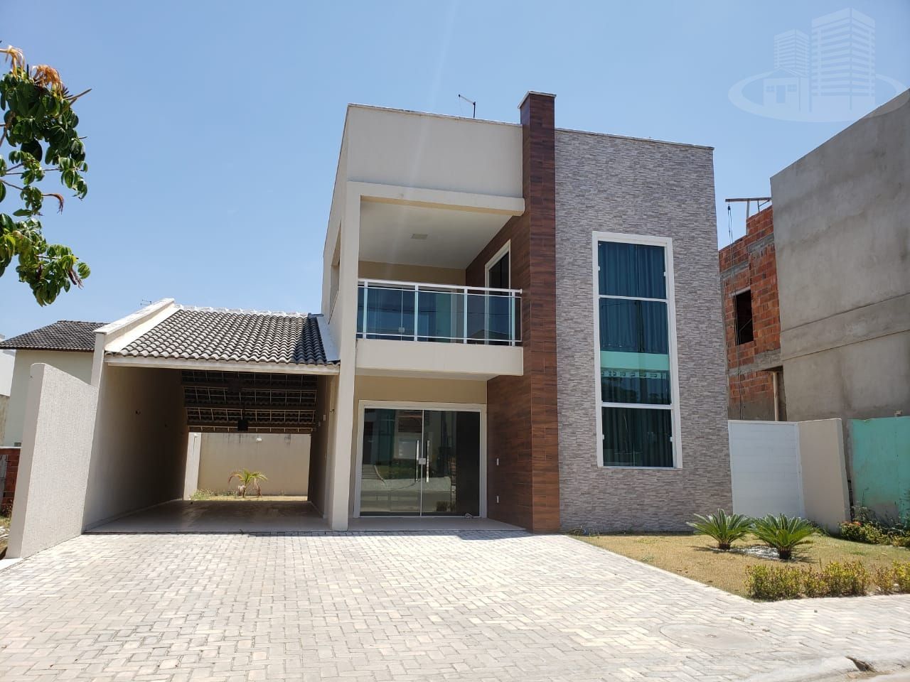 Casa de Condomínio à venda com 3 quartos, 196m² - Foto 1