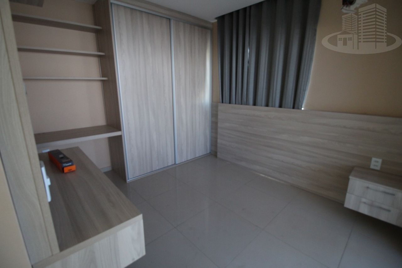 Casa de Condomínio à venda com 3 quartos, 196m² - Foto 12