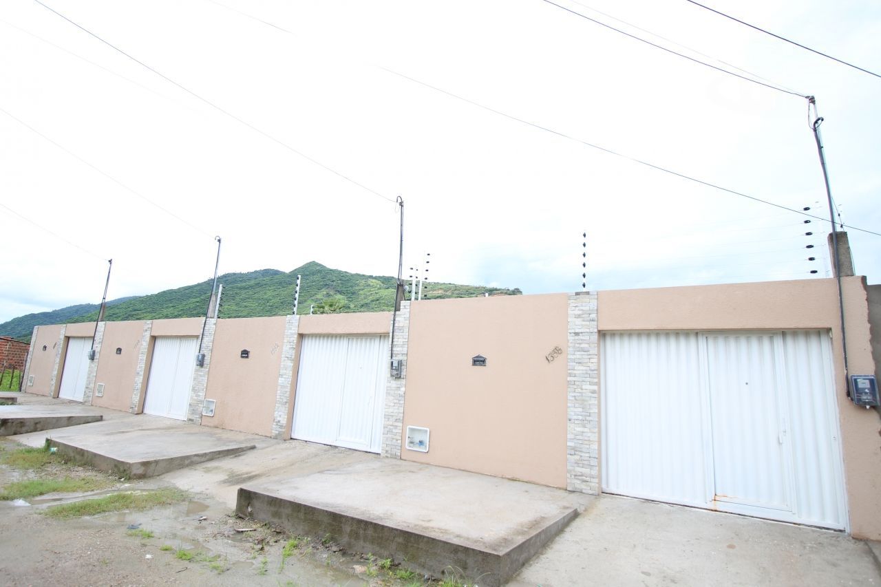 Casa à venda com 2 quartos, 72m² - Foto 8