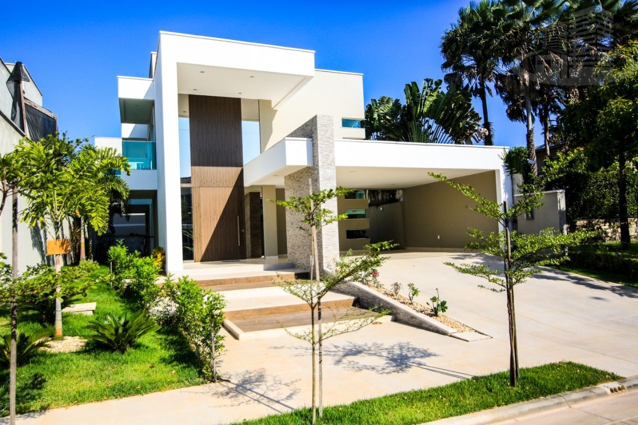 Casa de Condomínio à venda com 4 quartos, 242m² - Foto 1