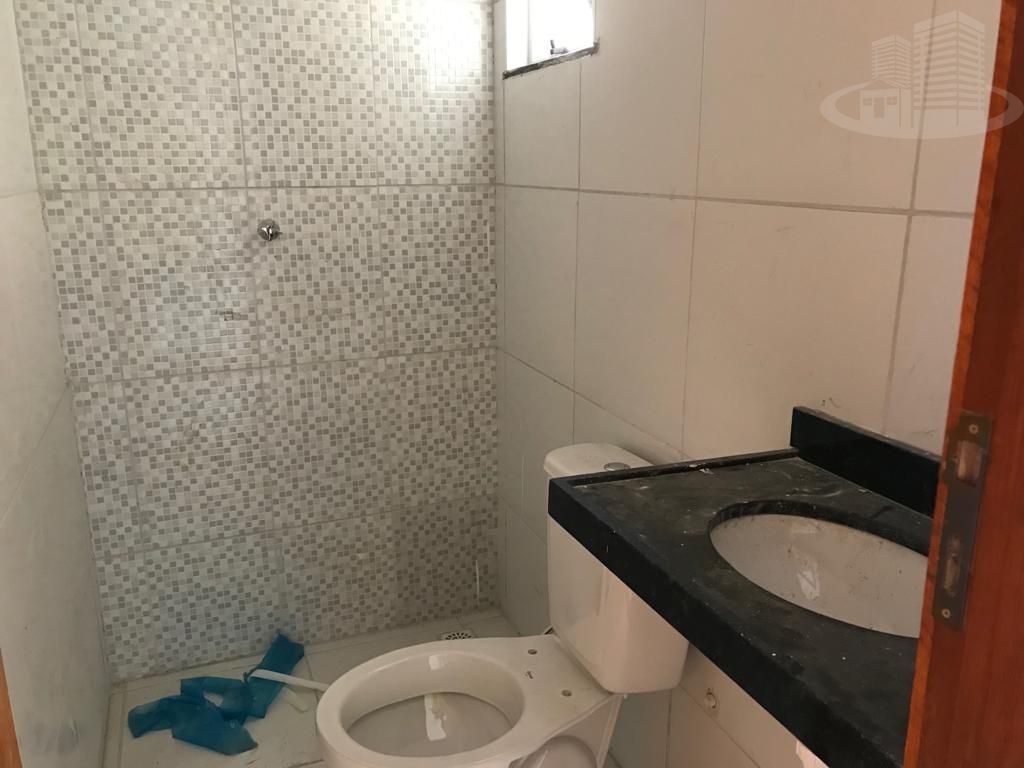 Casa à venda com 2 quartos, 74m² - Foto 12