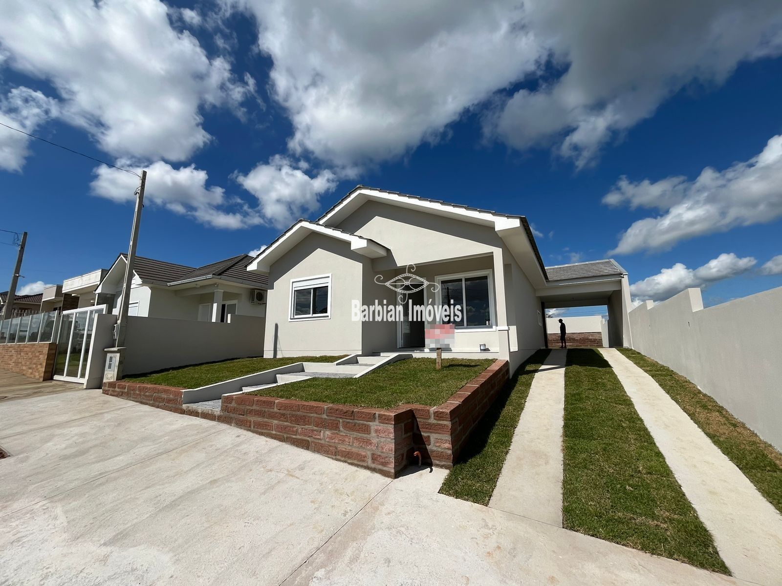 Casa à venda com 3 quartos, 125m² - Foto 1