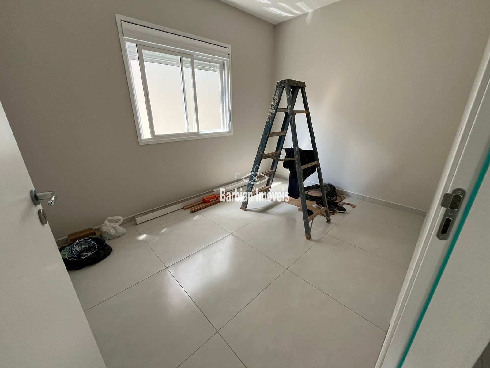 Casa à venda com 3 quartos, 125m² - Foto 9