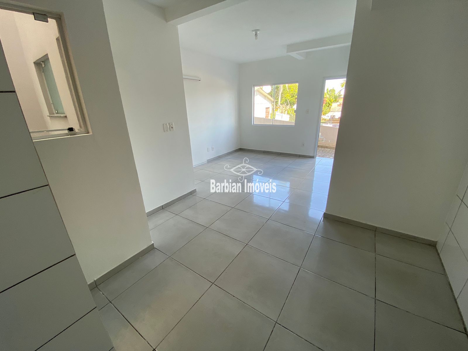 Apartamento à venda com 2 quartos, 87m² - Foto 3