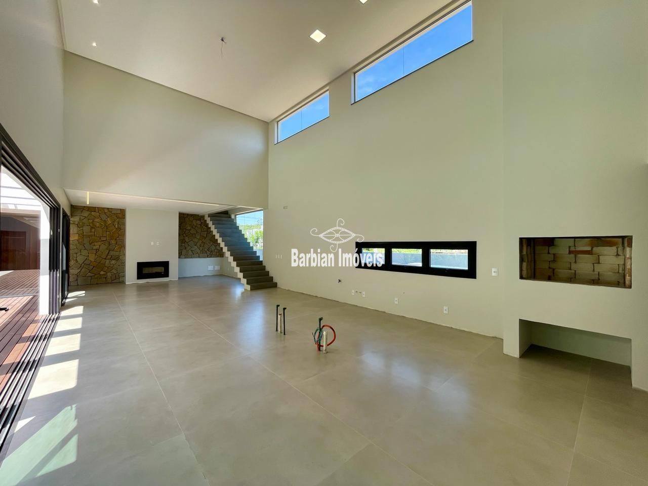 Casa, 3 quartos, 245 m² - Foto 3