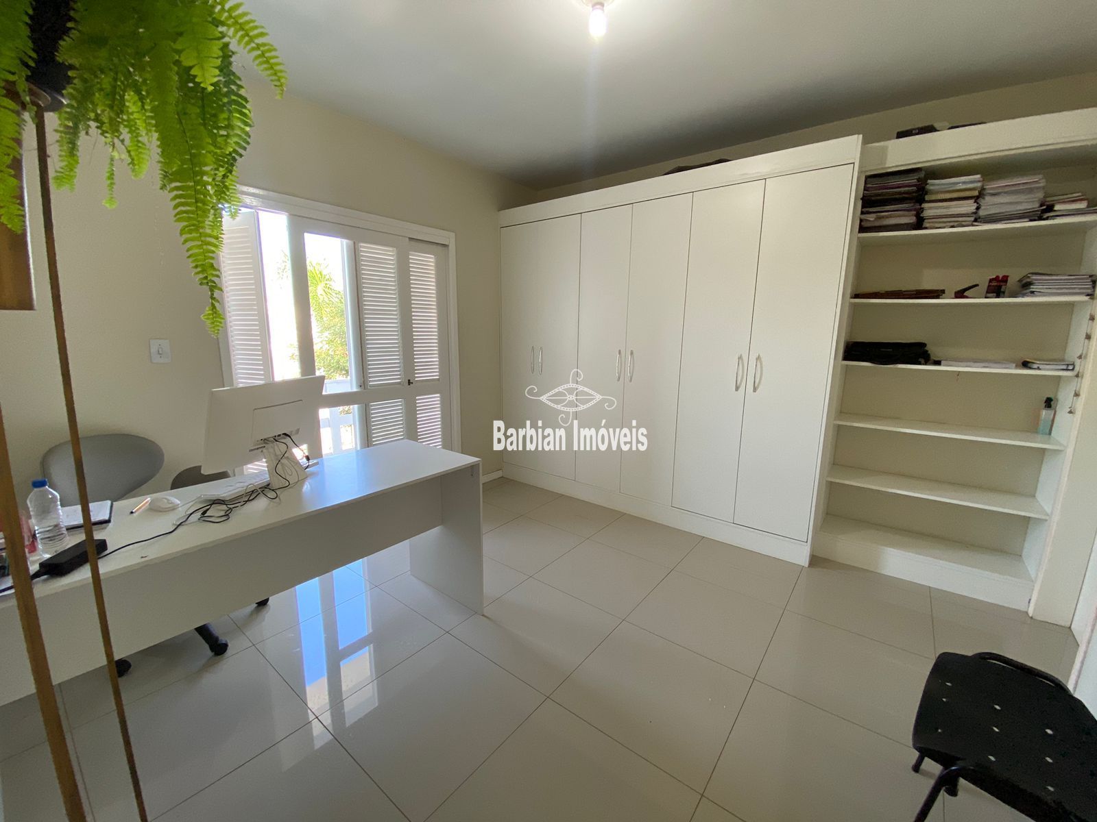 Casa à venda com 4 quartos, 262m² - Foto 14