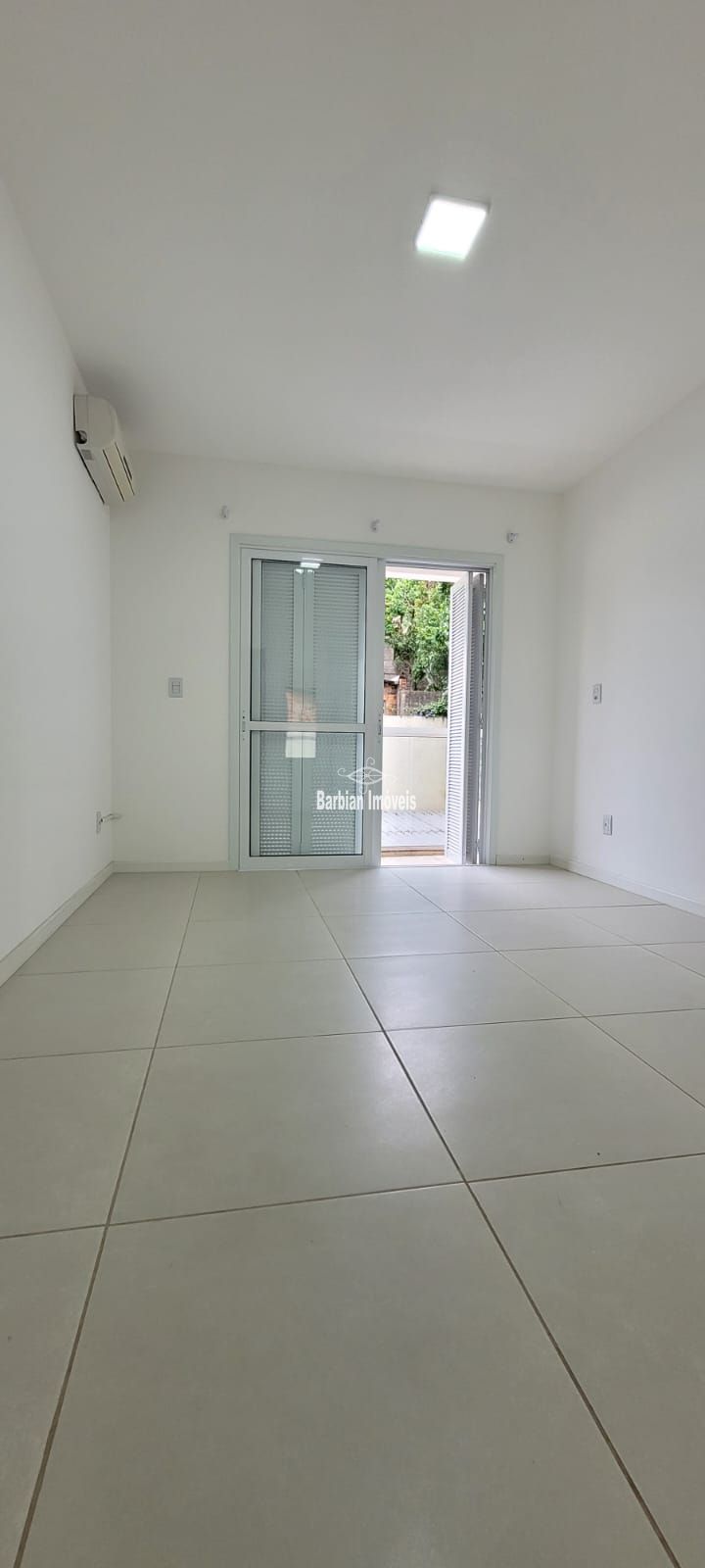 Apartamento à venda com 3 quartos, 111m² - Foto 5