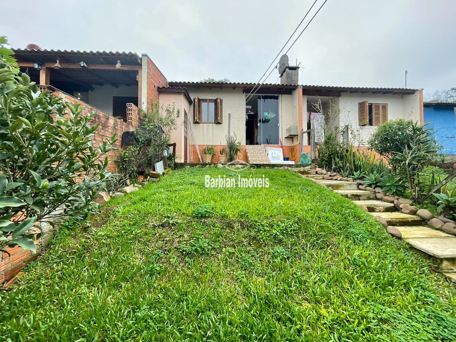 Casa à venda com 2 quartos, 69m² - Foto 9