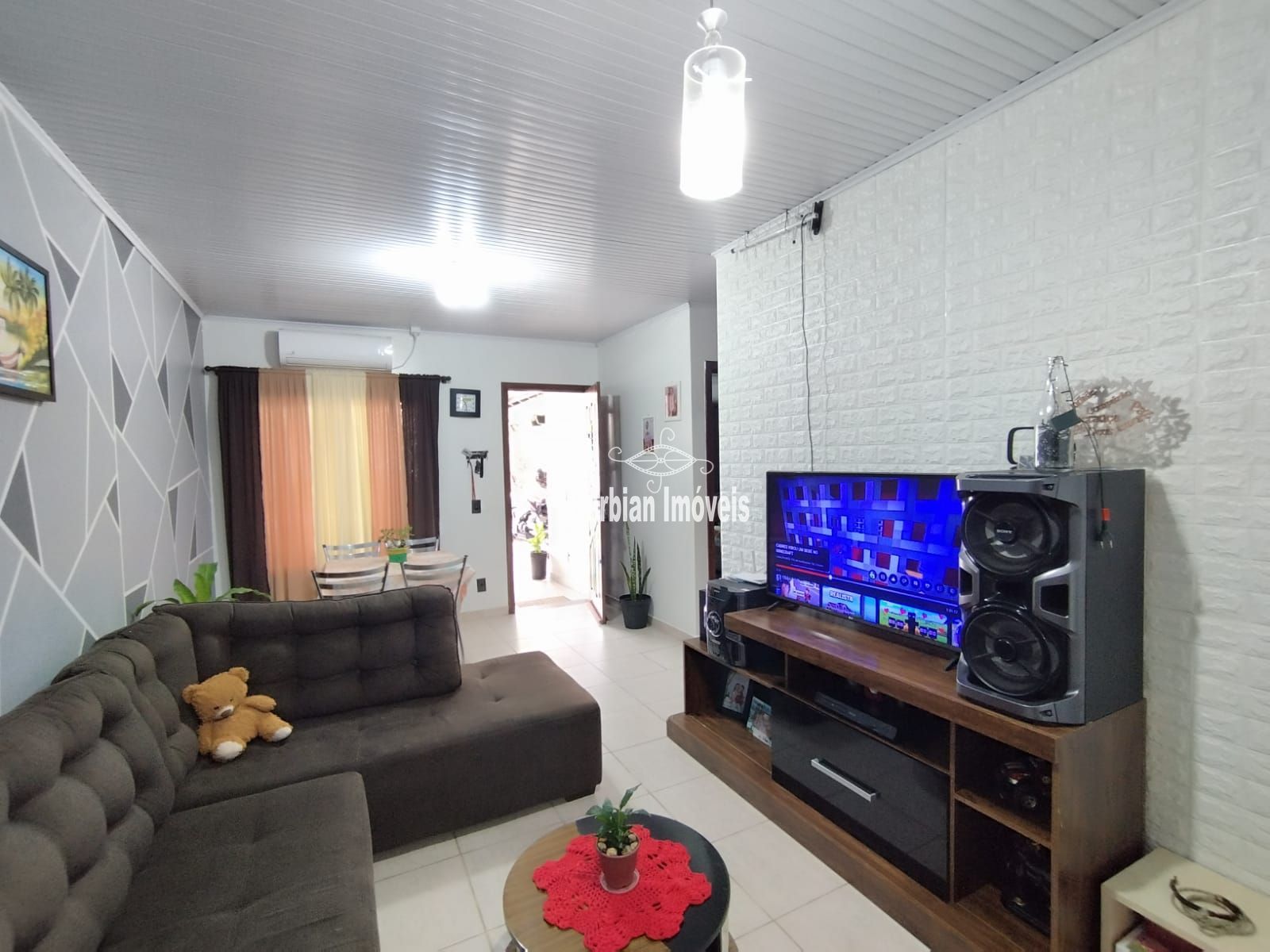 Casa à venda com 2 quartos, 71m² - Foto 4