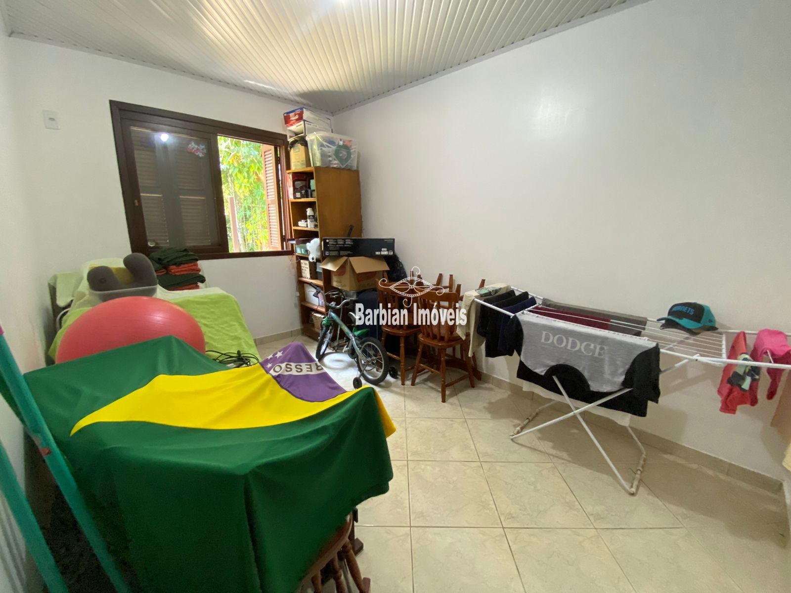 Casa à venda com 3 quartos, 107m² - Foto 11