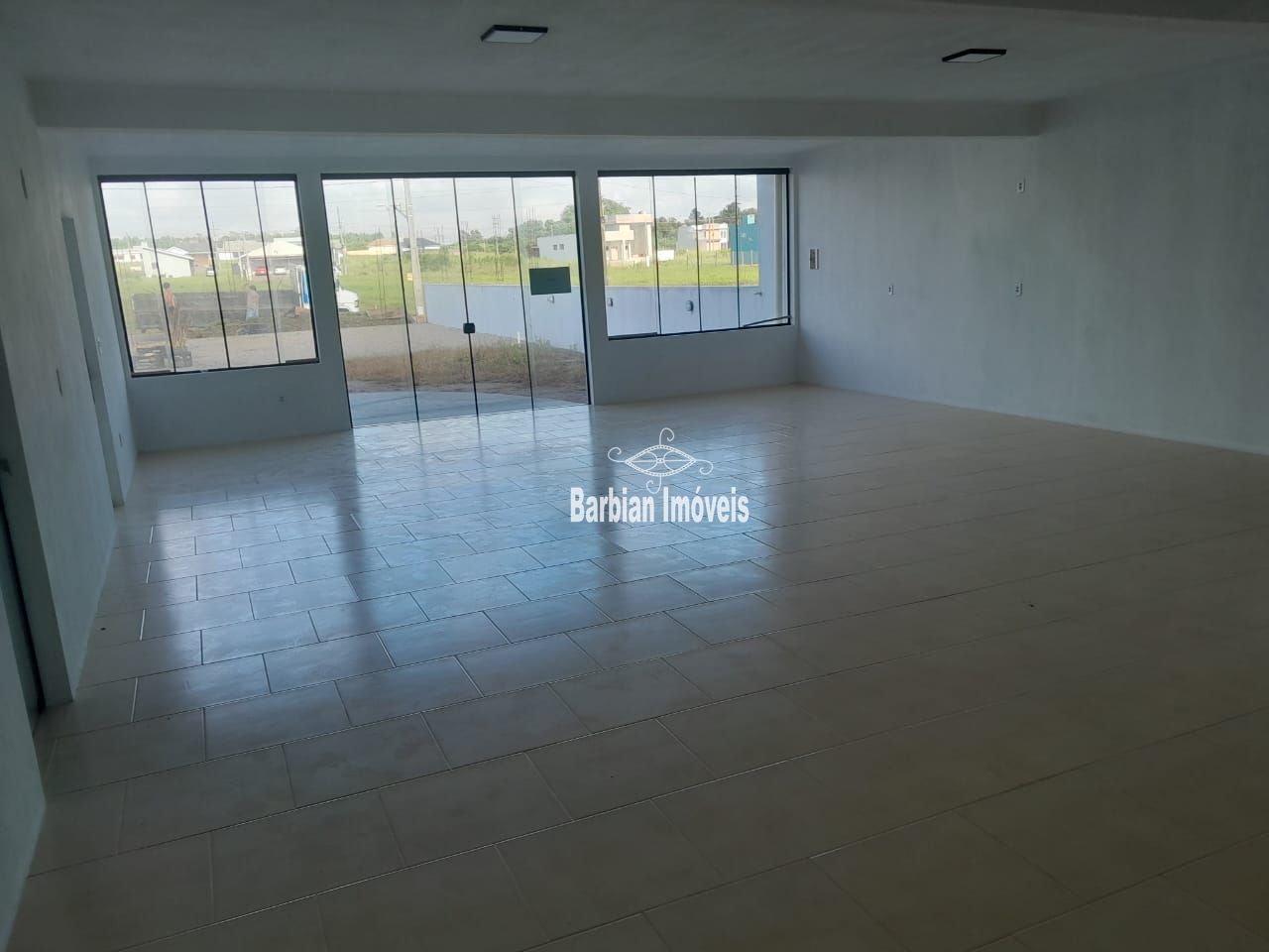 Casa à venda com 2 quartos, 143m² - Foto 4