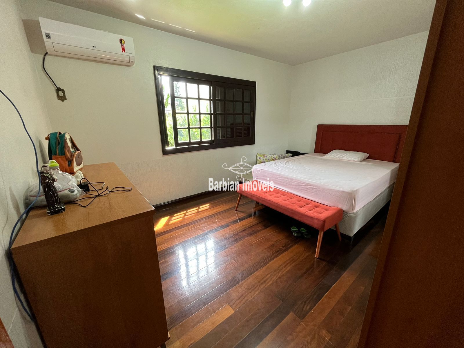 Casa à venda com 3 quartos, 210m² - Foto 16