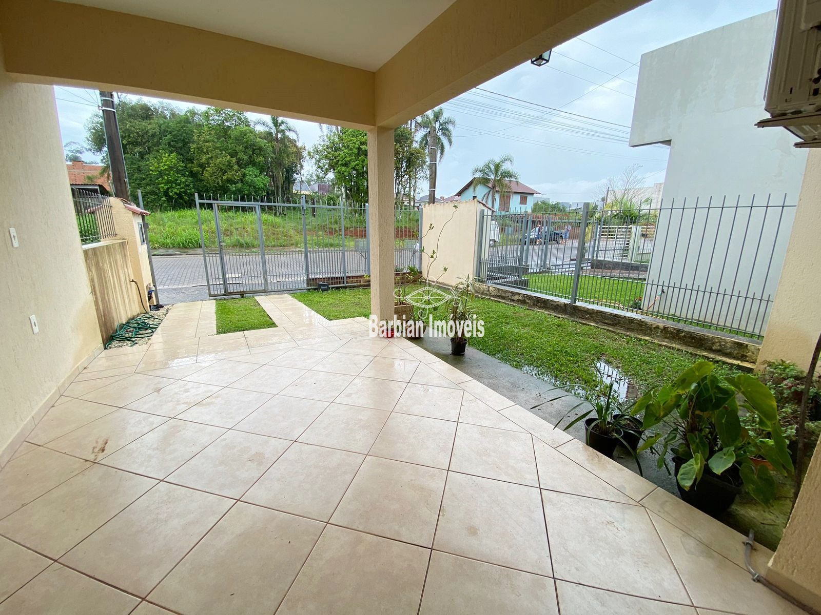 Casa à venda com 2 quartos, 59m² - Foto 3