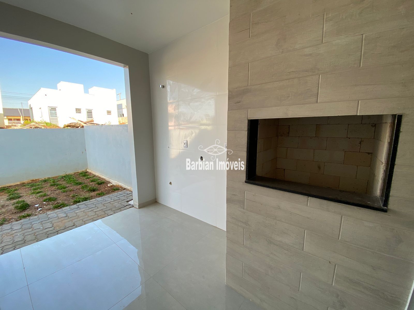 Casa à venda com 2 quartos, 91m² - Foto 4