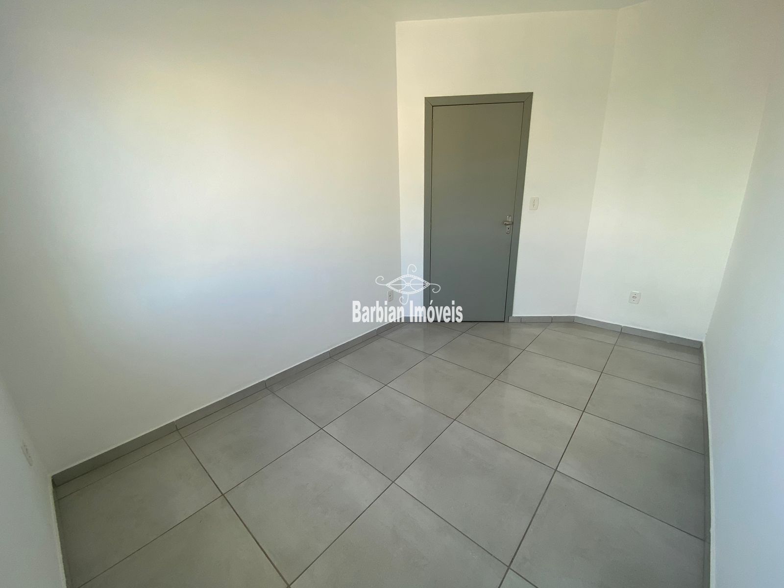 Apartamento à venda com 2 quartos, 87m² - Foto 11