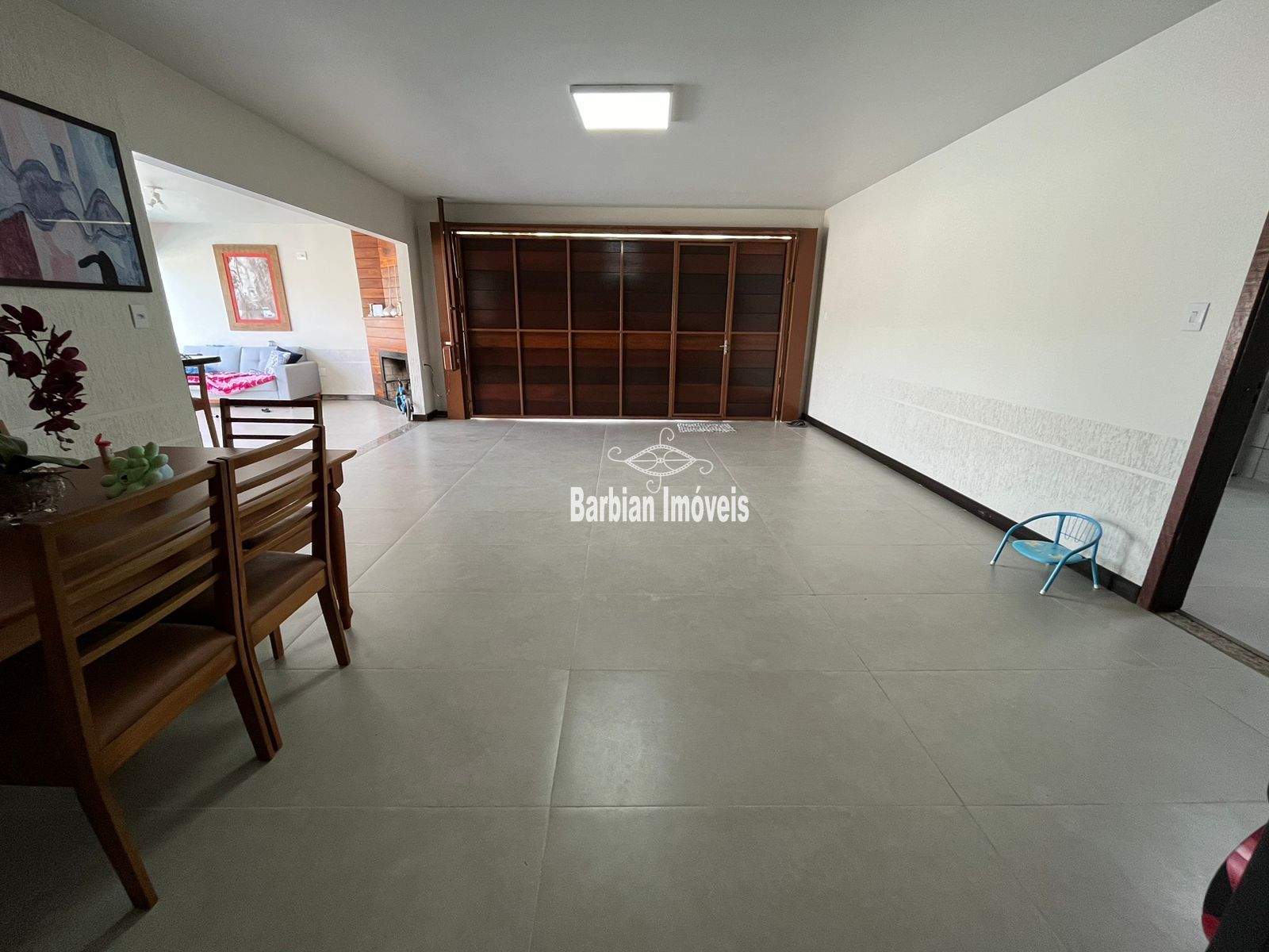 Casa à venda com 3 quartos, 210m² - Foto 10